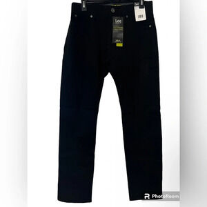 NWT MEN’S LEES EXTREME MOTION SLIM STRAIGHT JEANS IN BLACK